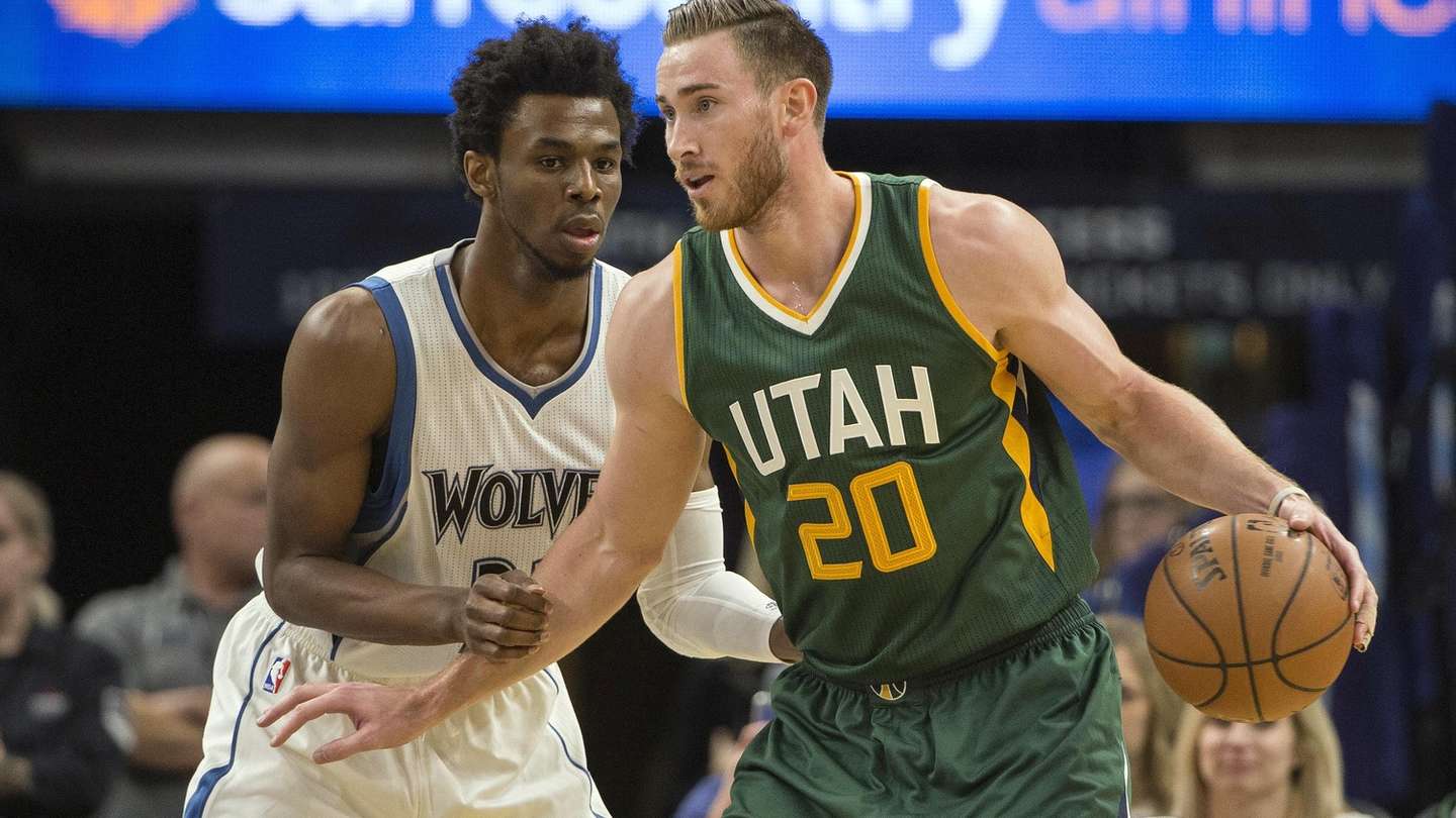 露出一些问 露出一些问