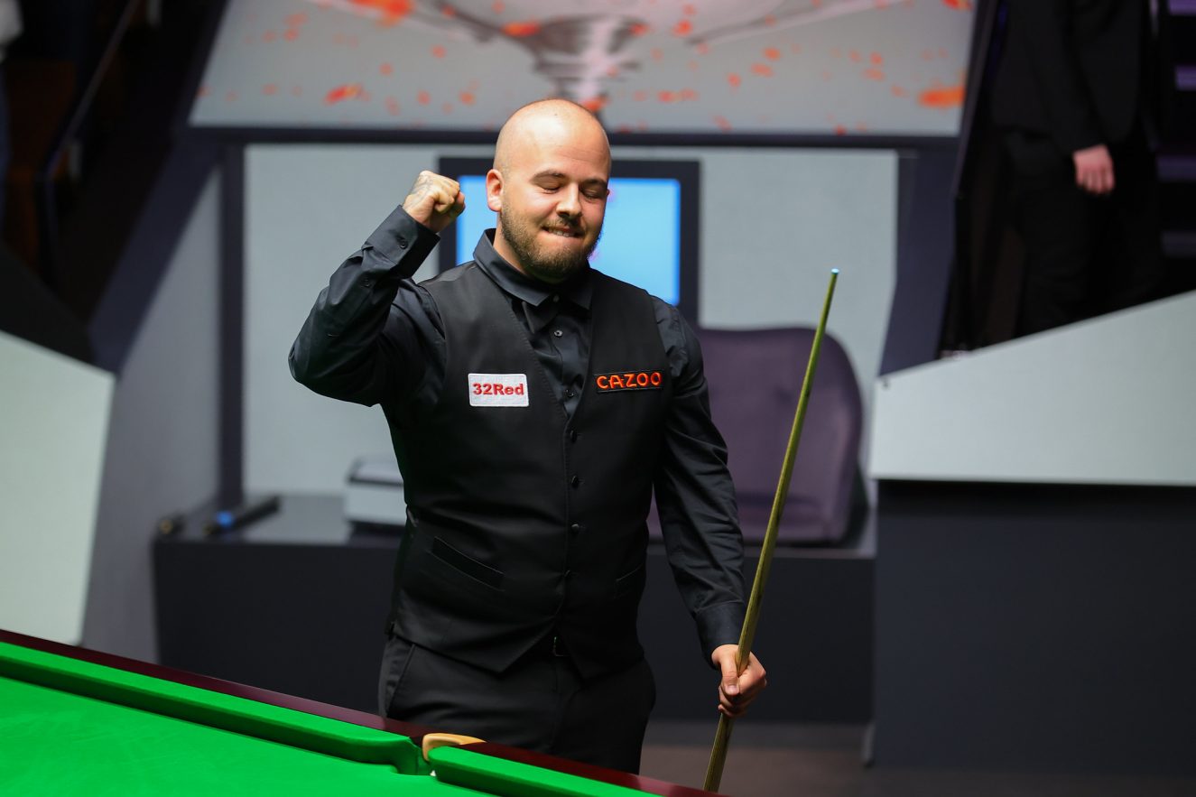 连续打进三 连续打进三