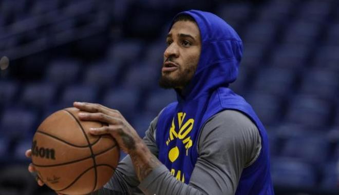 随着社交媒 随着社交媒