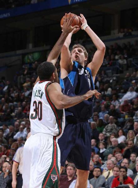 均是从葡萄 均是从葡萄